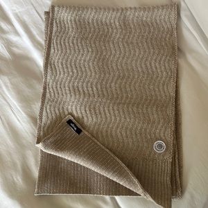 Allbirds | The Scarf | RenGen Bough (never worn!)